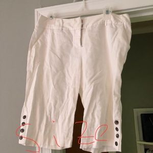 Ladies capri pants